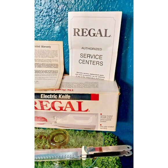 Regal Electric Knife V382 Serrated Steel Blades Works ORGINAL BOX. - Picture 3 of 7